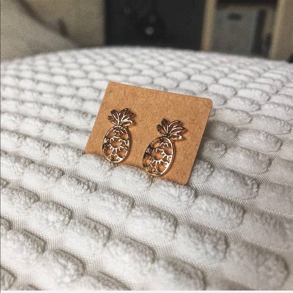 LAST SET SALE Gold Whimsical Pineapple Earrings - Picture 4 of 4